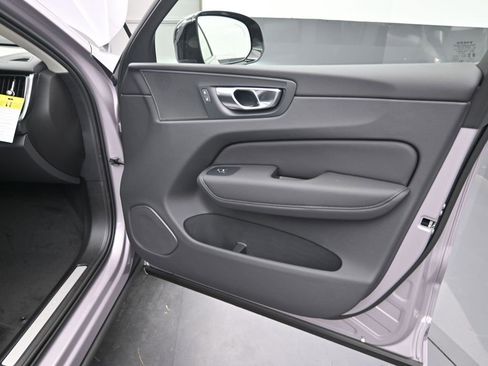 New 2026 Volvo XC60 B5 Plus w/ Protection Package Premier image 34