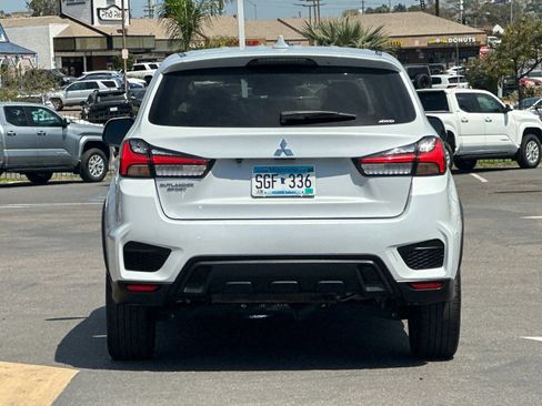 Used 2025 Mitsubishi Outlander Sport ES AWD/4WD image 4