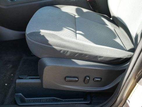 Used 2017 Ford Escape SE image 20