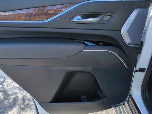 Certified 2024 Cadillac Escalade Premium Luxury Platinum image 57