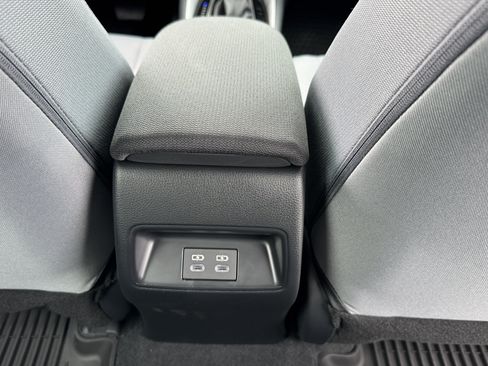 New 2026 Toyota Corolla SE FWD image 7