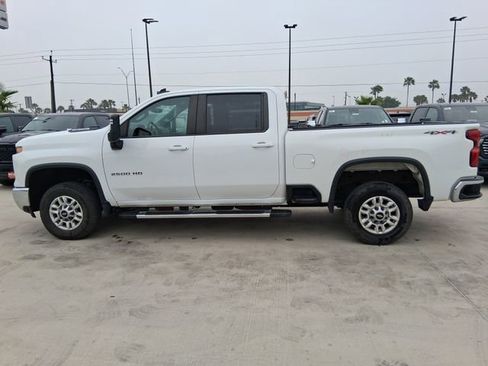 Used 2024 Chevrolet Silverado 2500 LT AWD/4WD image 4
