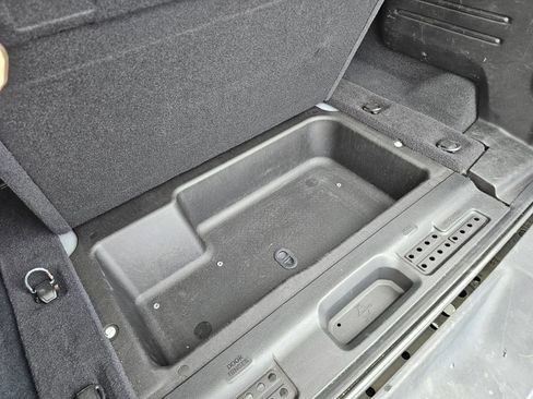Used 2024 Jeep Wrangler Unlimited Sport AWD/4WD image 11