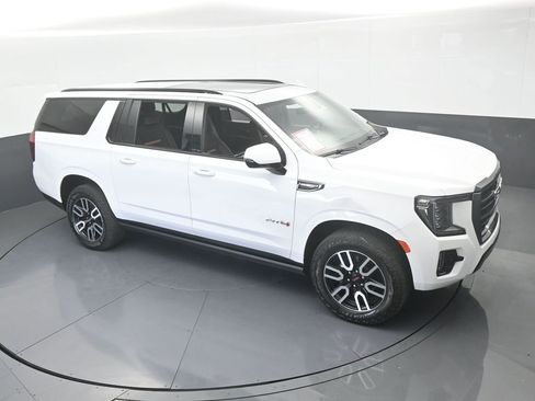 Used 2023 GMC Yukon XL AT4 AWD/4WD image 61