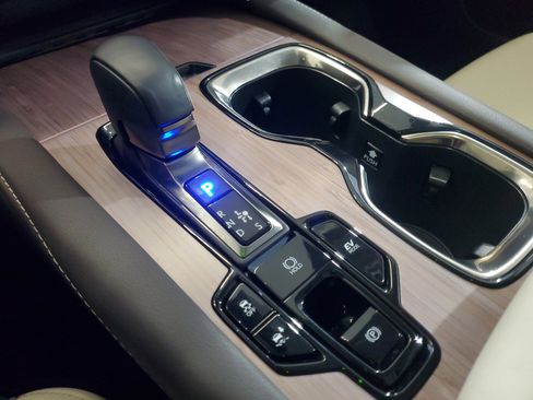 Used 2024 Lexus RX 350h image 32