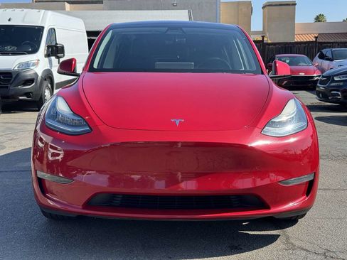 Used 2021 Tesla Model Y Long Range AWD/4WD image 6