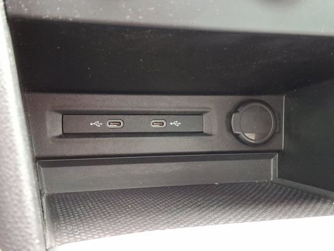 Certified 2022 Volkswagen Taos S image 26