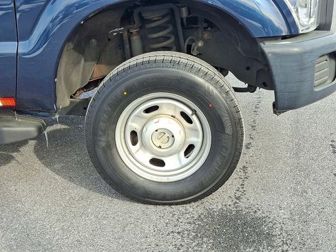 Used 2016 Ford F250 XL w/ Power Equipment Group image 8