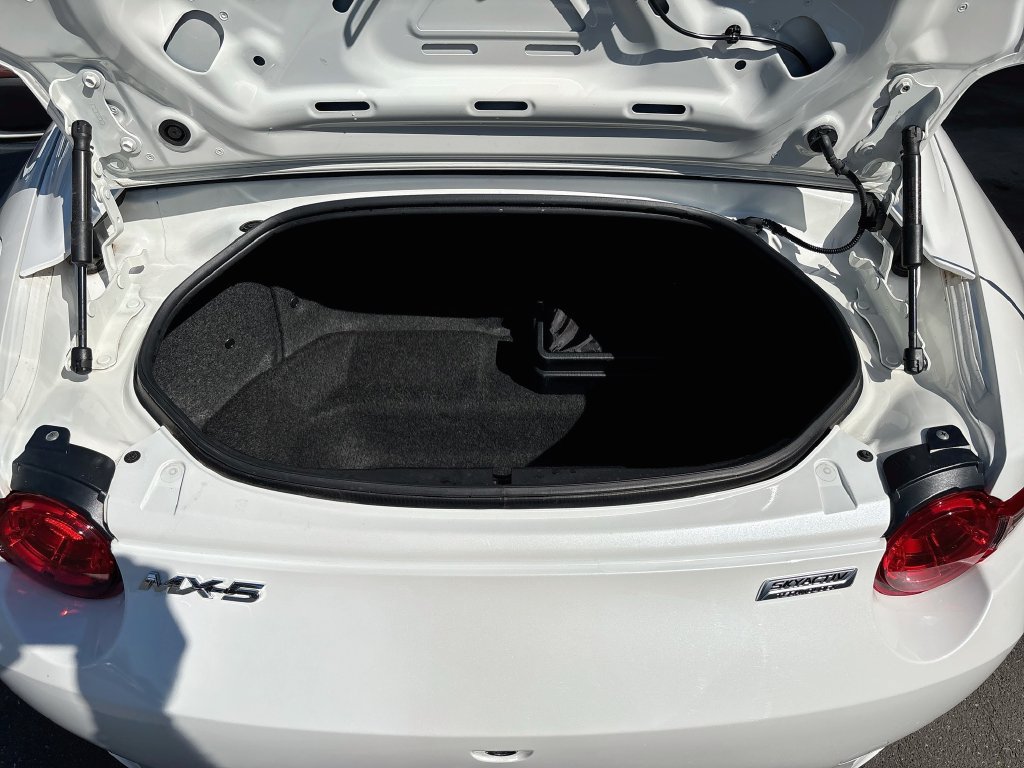 Used 2019 MAZDA MX-5 Miata RF Grand Touring RWD image 22