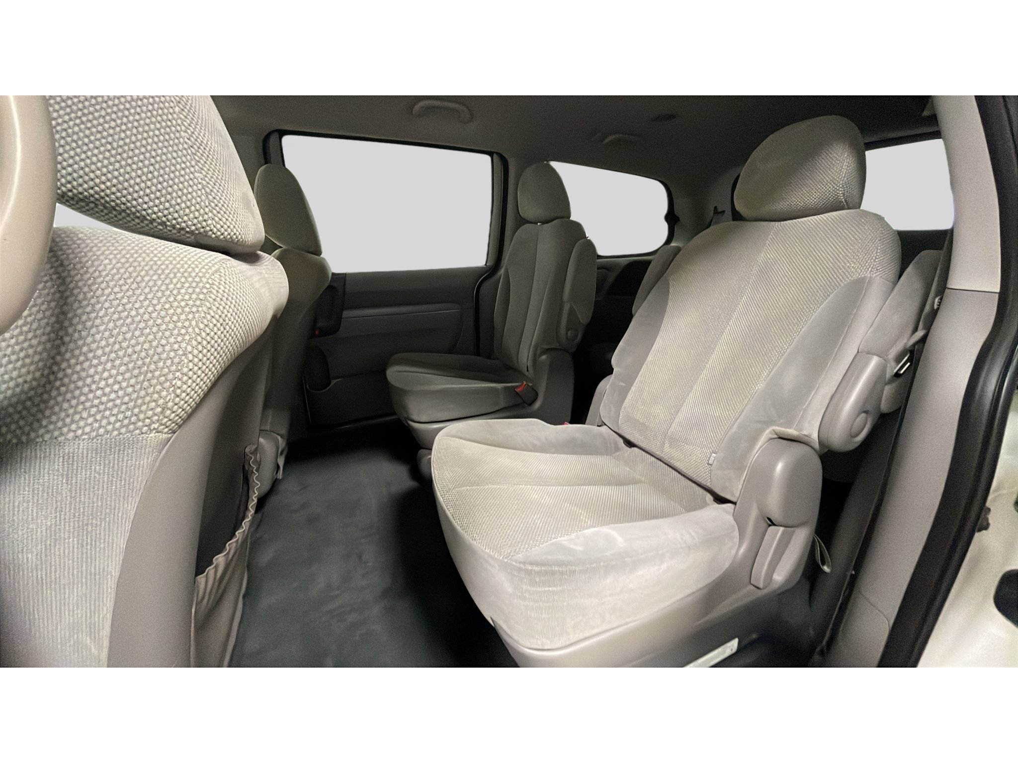 Used 2012 Kia Sedona EX FWD image 15