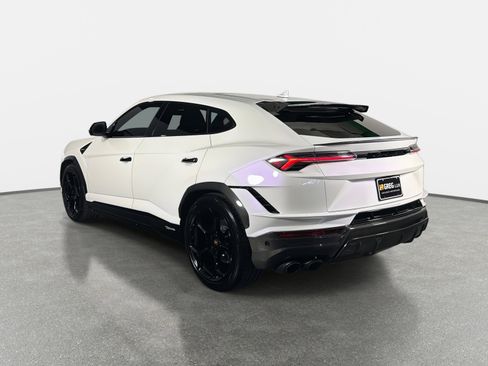 Used 2024 Lamborghini Urus Performante image 5