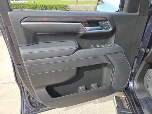 Used 2025 GMC Sierra 1500 SLT image 22