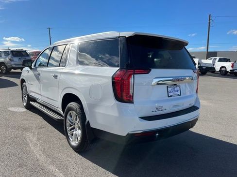 Used 2022 GMC Yukon XL SLT image 9