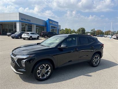 New 2026 Chevrolet Trax LT w/ Sunroof Package