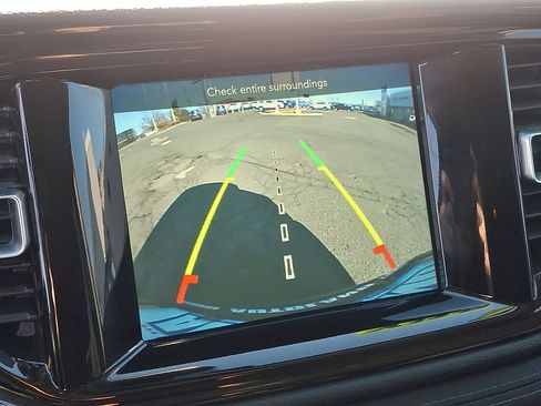 Certified 2021 Dodge Durango SXT w/ 3rd Row Seating Group image 18