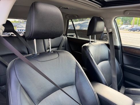 Used 2018 Subaru Outback 2.5i Limited AWD/4WD image 17