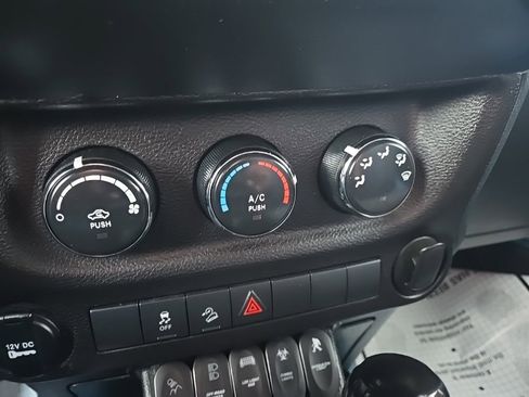 Used 2018 Jeep Wrangler Sport image 55