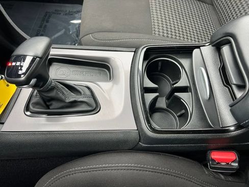 Used 2022 Dodge Charger GT w/ Performance Handling Group RWD image 17