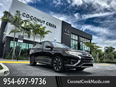 Used 2018 Mitsubishi Outlander 4WD Plug-In Hybrid