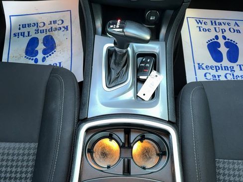 Used 2023 Dodge Charger R/T w/ Performance Handling Group image 14