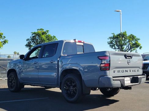 New 2026 Nissan Frontier SV w/ SV Convenience Package image 2