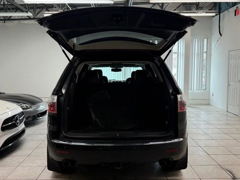 Used 2012 GMC Acadia SLT w/ LPO, 'HIT The Road' Package image 15