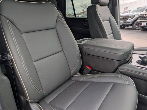 New 2026 GMC Yukon Elevation image 27