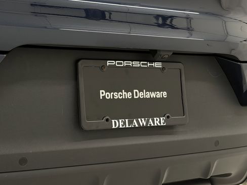 Certified 2024 Porsche Cayenne image 59