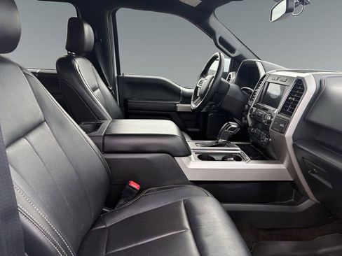 Used 2019 Ford F150 Lariat image 15