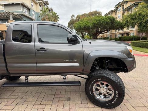 Used 2013 Toyota Tacoma PreRunner w/ TRD Off-Road Pkg RWD image 27