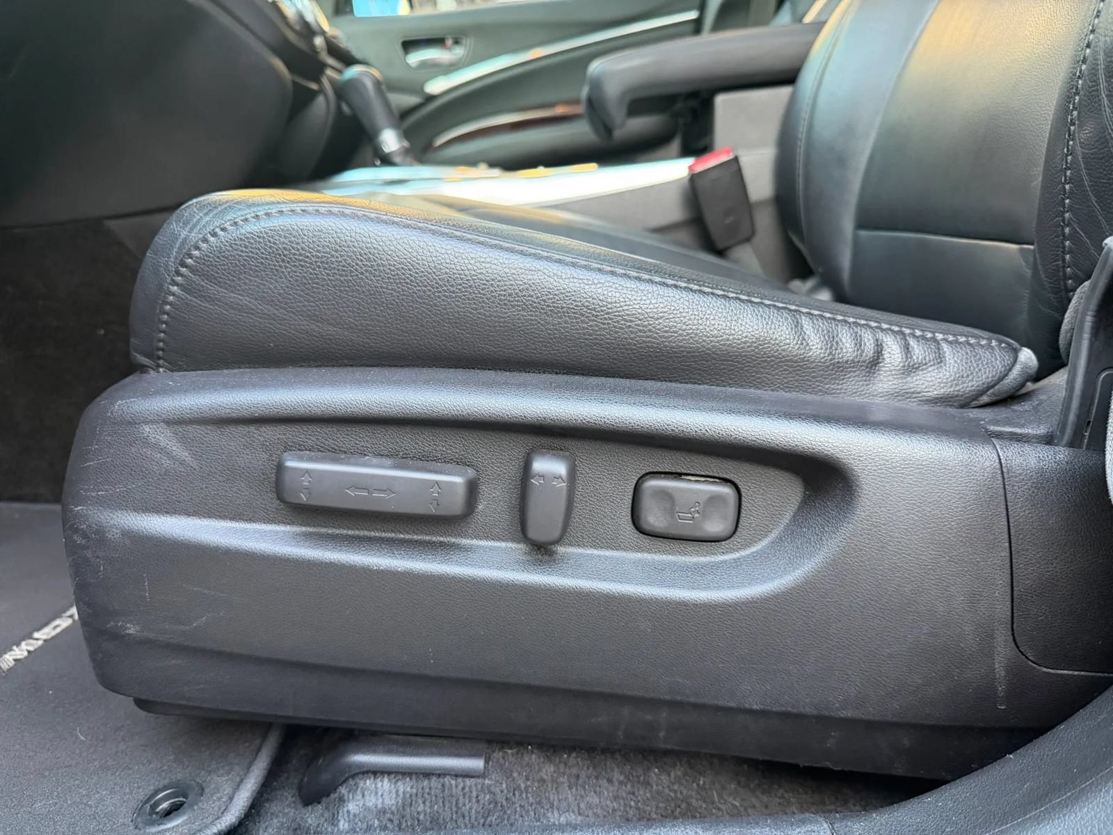 Used 2015 Acura MDX FWD image 31