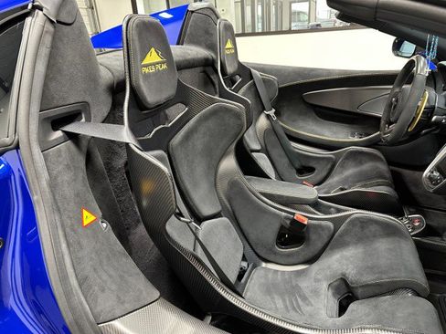 Used 2020 McLaren 600LT Spider RWD image 30