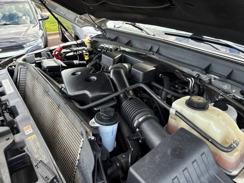 Used 2013 Ford F250 Lariat w/ Lariat Interior Pkg AWD/4WD image 36