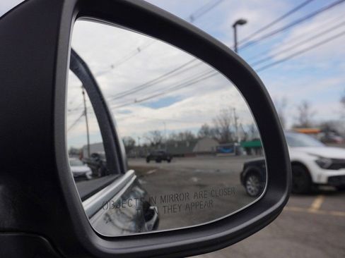 Used 2024 BMW X3 xDrive30i image 32