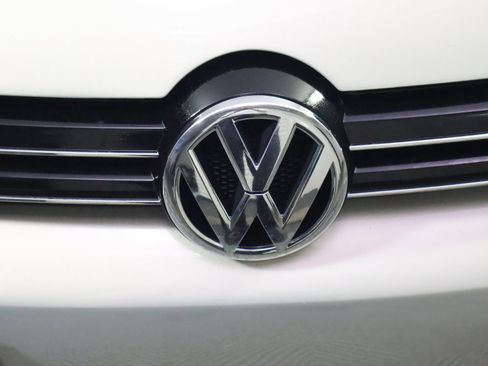 Used 2010 Volkswagen Jetta TDI FWD image 18