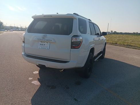 Used 2019 Toyota 4Runner SR5 Premium AWD/4WD image 13