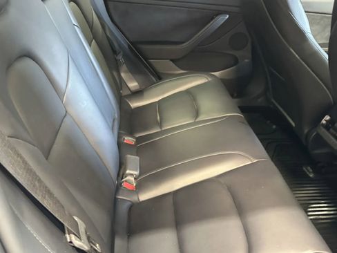 Used 2023 Tesla Model 3 Standard Range RWD image 7
