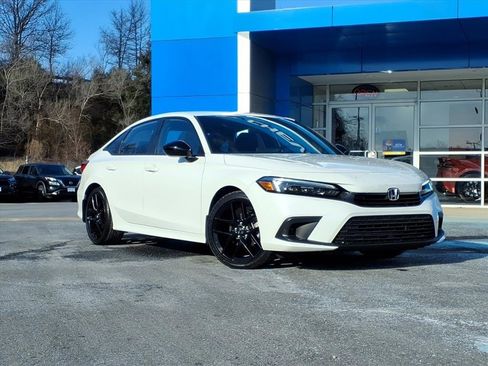 Used 2023 Honda Civic Sport image 1