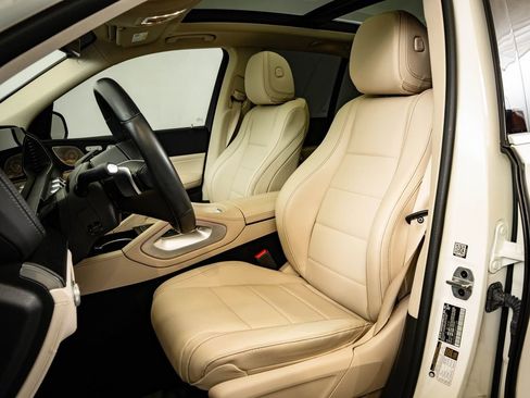 Used 2024 Mercedes-Benz GLE 350 4MATIC image 24