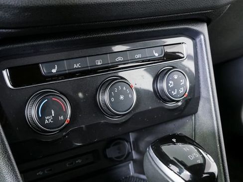 Used 2024 Volkswagen Tiguan S image 16