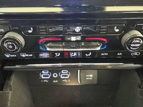 Used 2022 Jeep Grand Cherokee L Limited AWD/4WD image 22