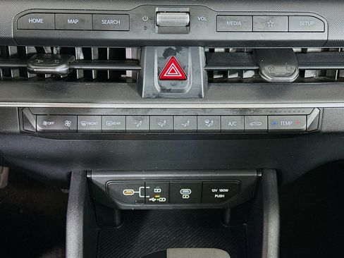 Used 2025 Kia K4 FWD image 23