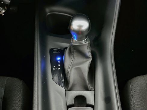 Used 2021 Toyota C-HR LE FWD image 24