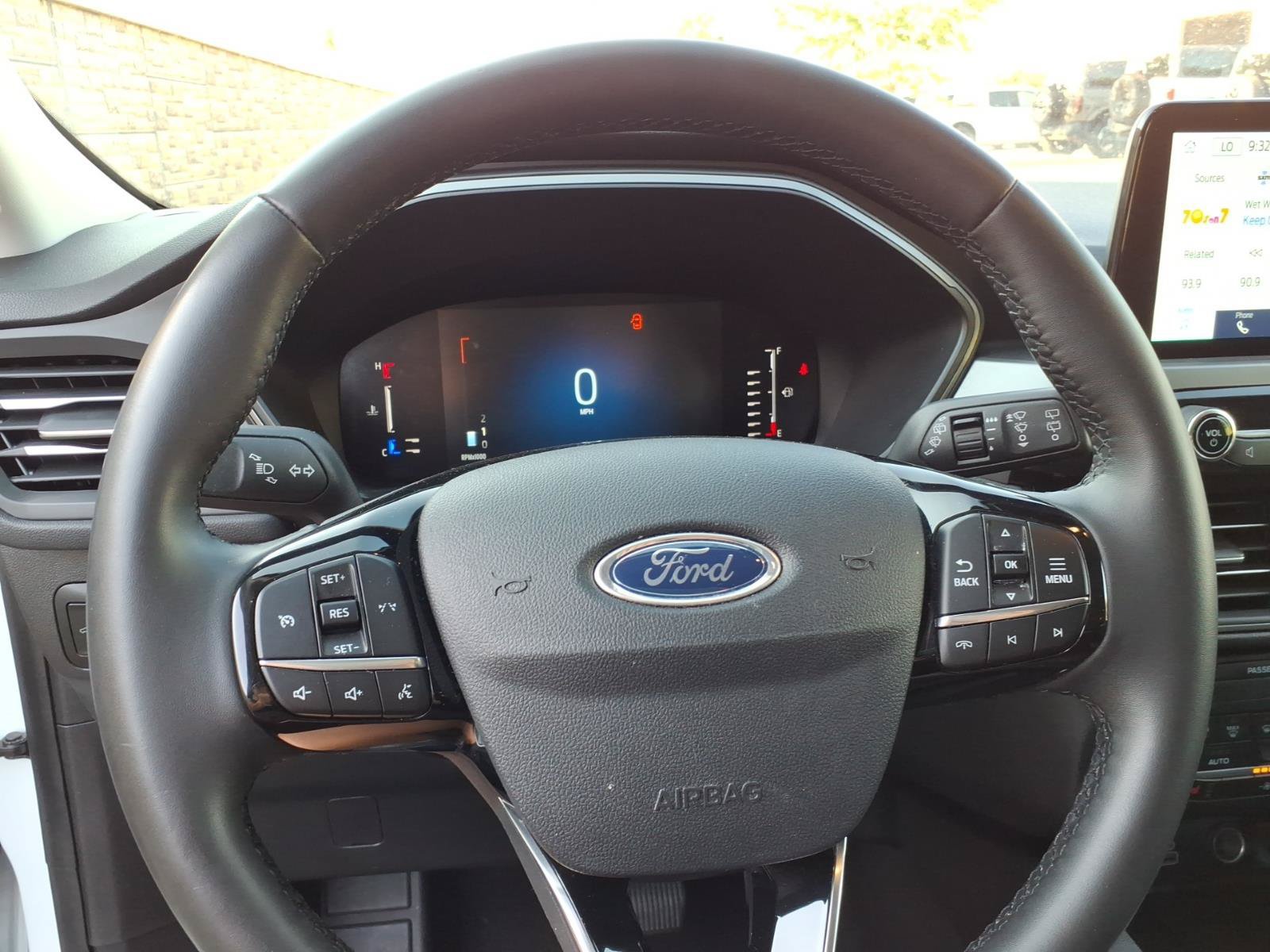 Used 2024 Ford Escape Active AWD/4WD image 22