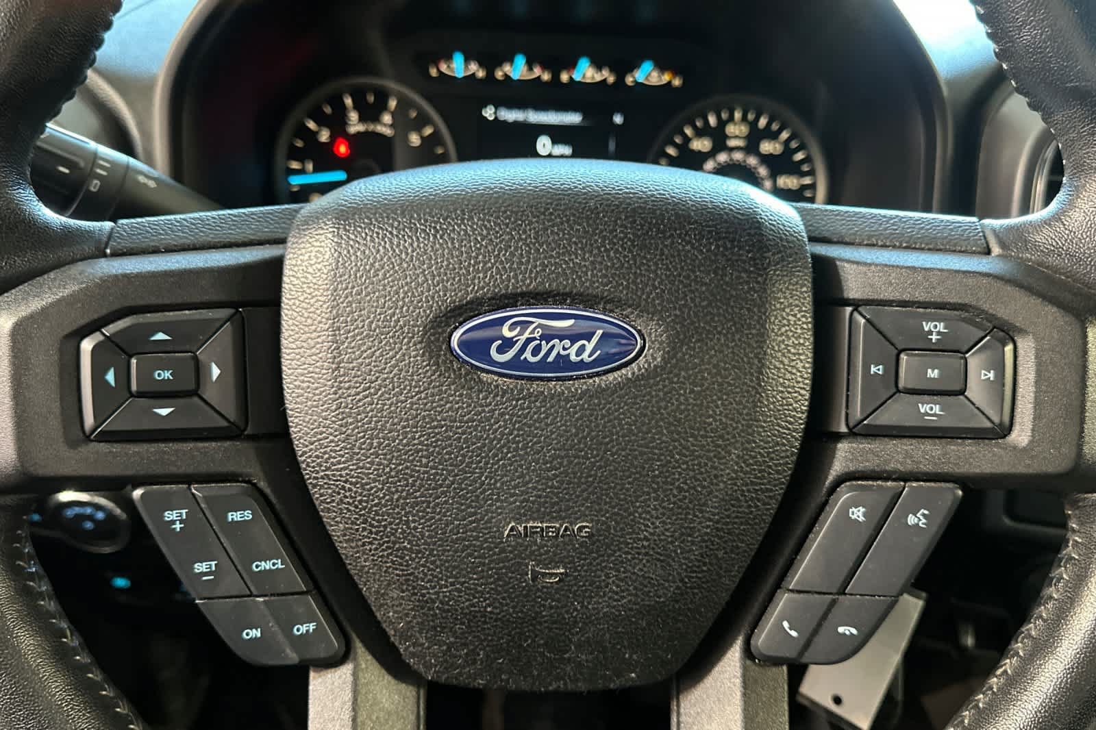 Used 2018 Ford F150 XLT w/ Equipment Group 302A Luxury RWD image 24