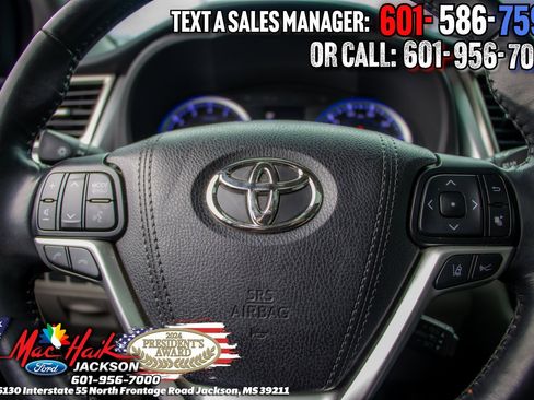 Used 2018 Toyota Highlander XLE image 13