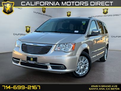 Used 2016 Chrysler Town & Country Limited