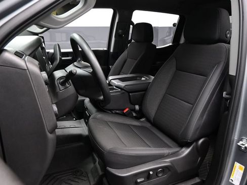 Used 2025 Chevrolet Silverado 1500 Custom Trail Boss w/ LPO, Dark Essentials Package AWD/4WD image 9