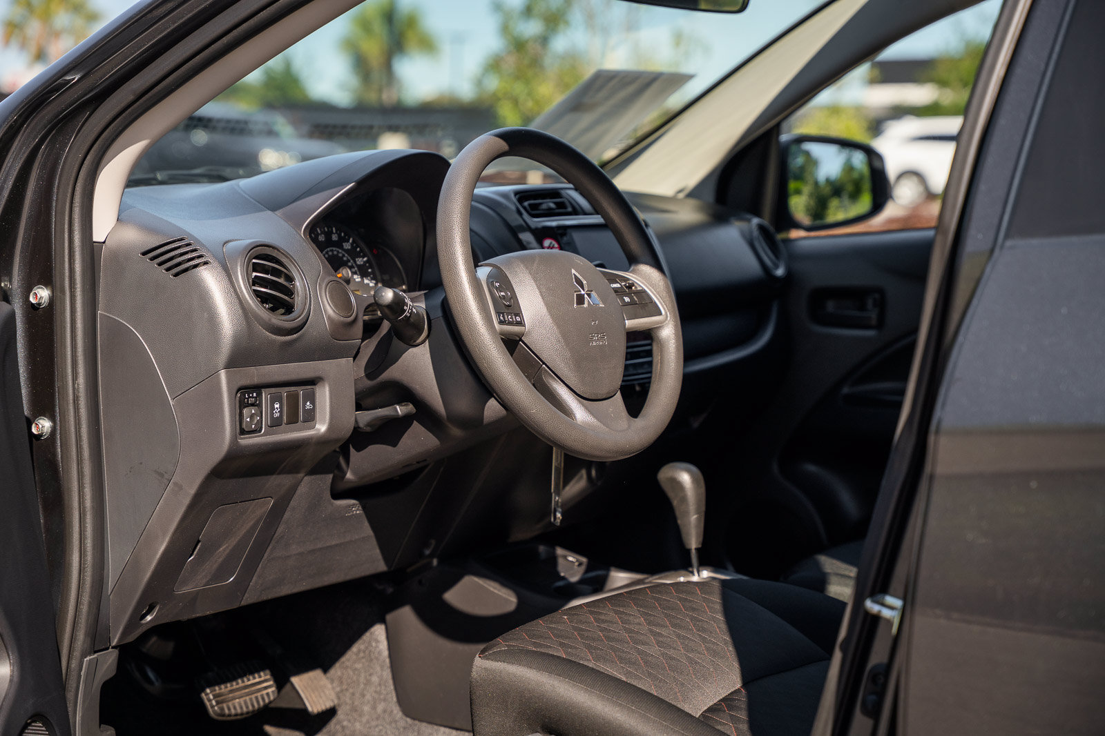 Used 2024 Mitsubishi Mirage ES FWD image 19