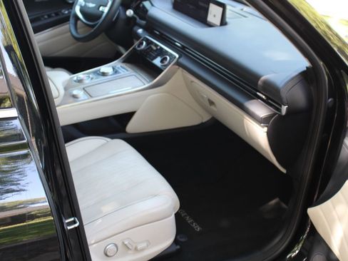 Used 2023 Genesis GV80 2.5T w/ Prestige 20" Package AWD/4WD image 25